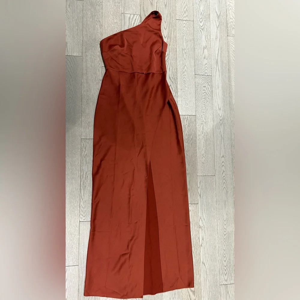 BHLDN Dylan One-Shoulder Satin Side-Slit Gown - Picture 5 of 9